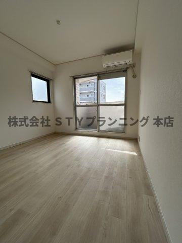 仲介手数料０円！ナビオ杁中の洋室