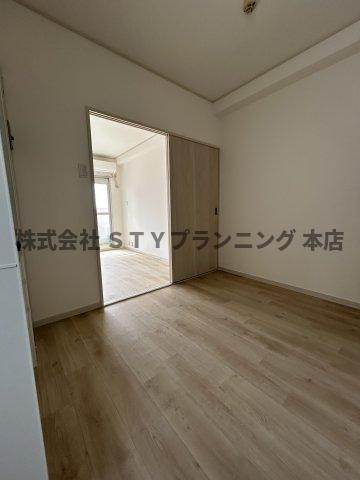 仲介手数料０円！ナビオ杁中の居間・リビング