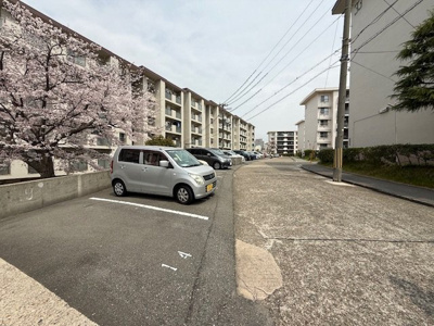 【駐車場】 | 狩口台住宅32号棟
