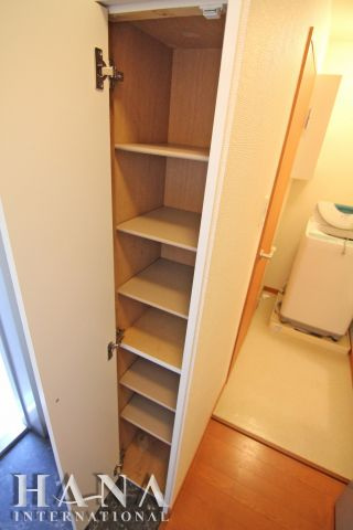 レオパレスフローラＭＫの収納