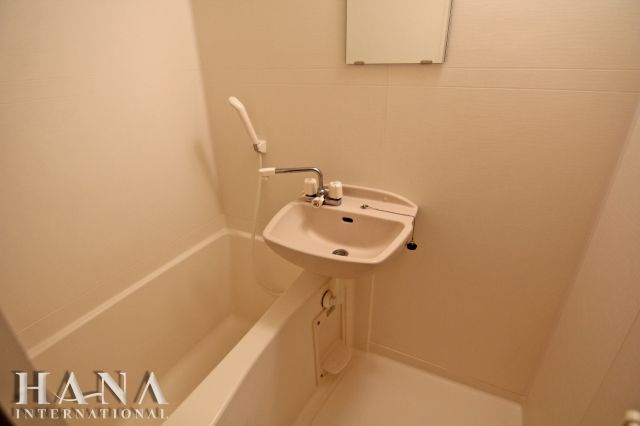 レオパレスフローラＭＫの浴室