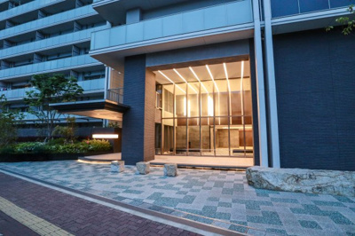 【エントランス】 | サンメゾン新金岡レジデンシャル | 嬉しいペット飼育可能♪　コンシェルジュサービスもあります。