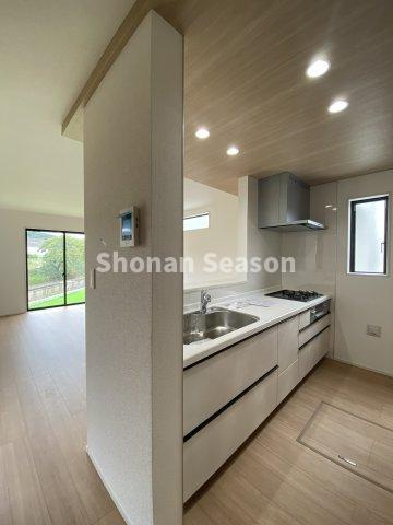 【キッチン】 | 空間にメリハリつくおしゃれなポップアップ天井◎