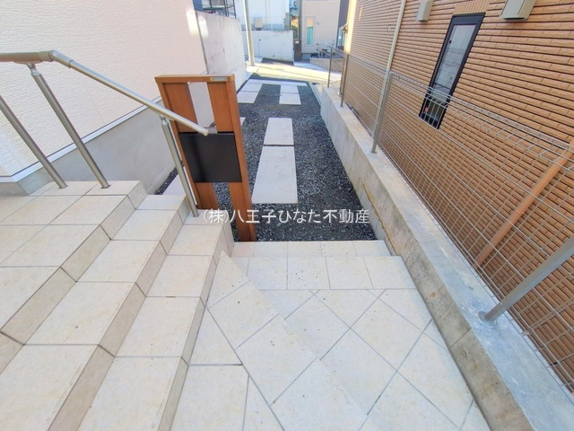 祝：成約済み　八王子市　大谷町　新築戸建ての前面道路含む現地写真|～仲介手数料無料☆八王子ひなた不動産～八王子市大谷町　新築戸建て