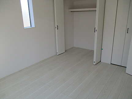 佐伯区五月が丘３丁目　１号棟の収納