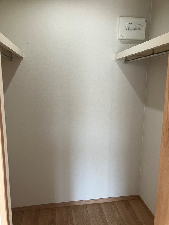 下井草戸建の収納