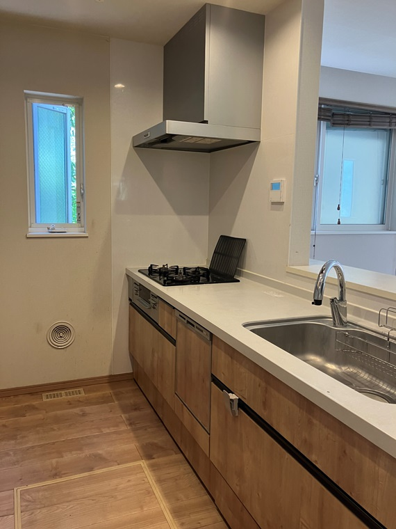 下井草戸建のキッチン