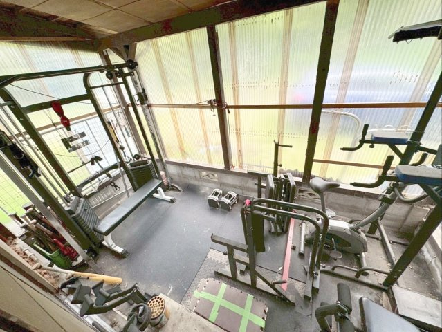 飯塚市鯰田　中古戸建の内装|約5帖の倉庫スペースは、多目的に利用できます！