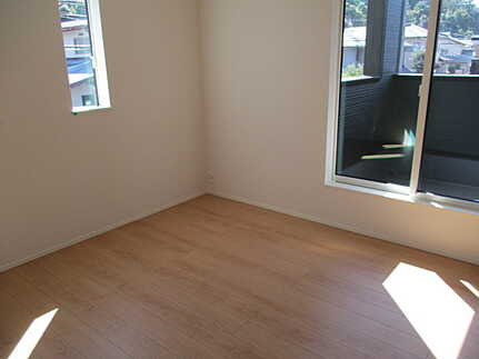 佐伯区五月が丘３丁目　2号棟の洋室