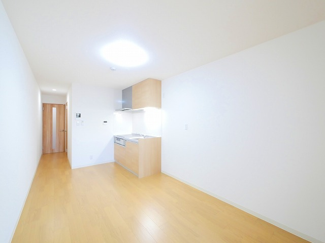 クレアール東岡町の居間・リビング