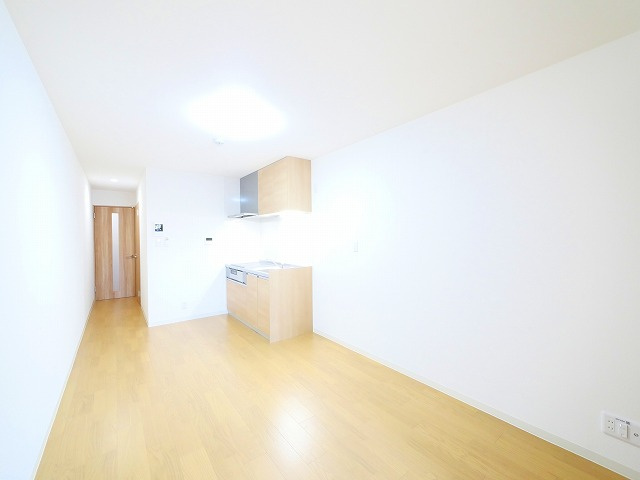 クレアール東岡町の居間・リビング