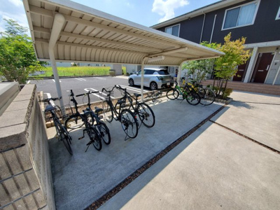 【その他共用部分】 | アンティポーロ | 駐輪場です