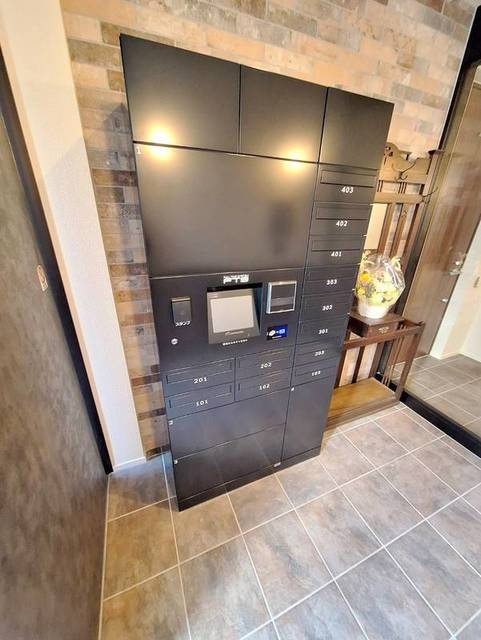 フォレスタグラン大森山王のロビー|★宅配ボックス★