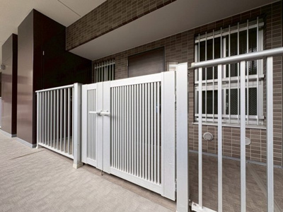 【玄関】 | グランファースト千里桃山台　9号棟