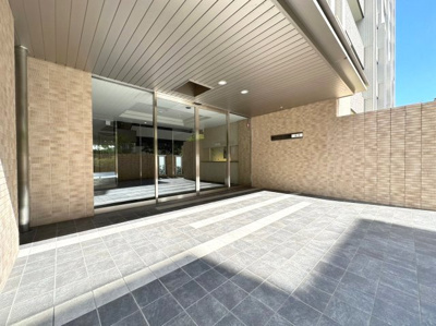 【エントランス】 | グランファースト千里桃山台　9号棟