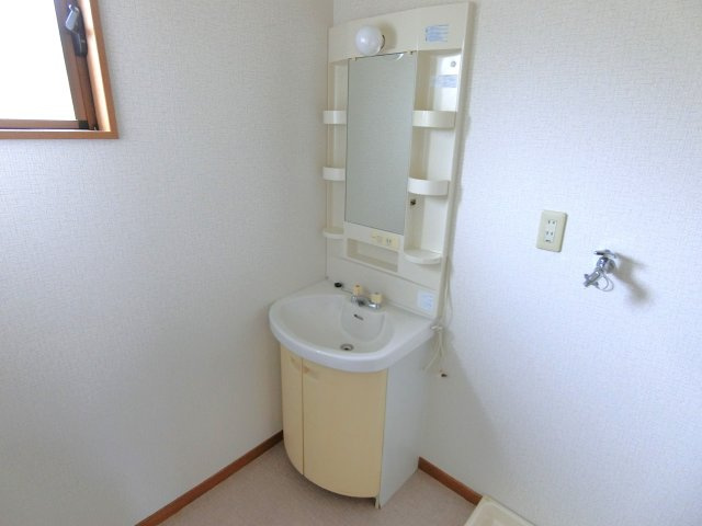 パークハイツA棟の独立洗面台