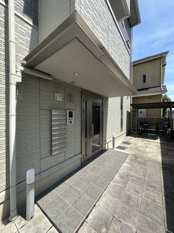 Ｌ’ｅｓｐｏｉｒのエントランス