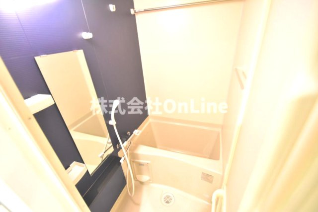 八尾市本町５丁目の賃貸マンションの浴室