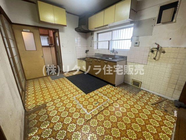 池田本町　中古一戸建てのキッチン|LDK
■物件内覧・資金計画相談・住宅ローン相談、リフォーム相談、お問合せ受付中■
※当日・翌日のご内覧、ご相談はお電話でのお問合せがスムーズです！