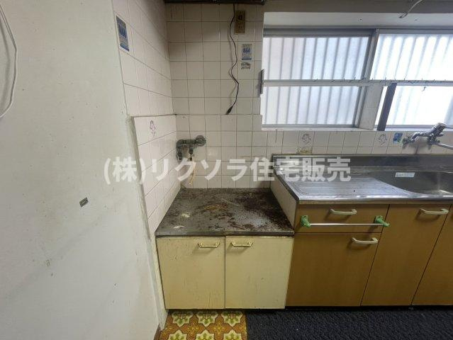 池田本町　中古一戸建てのキッチン|■物件内覧・資金計画相談・住宅ローン相談、リフォーム相談、お問合せ受付中■
※当日・翌日のご内覧、ご相談はお電話でのお問合せがスムーズです！