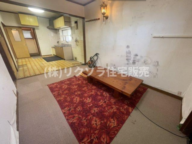 池田本町　中古一戸建ての居間・リビング|LDK
■物件内覧・資金計画相談・住宅ローン相談、リフォーム相談、お問合せ受付中■
※当日・翌日のご内覧、ご相談はお電話でのお問合せがスムーズです！