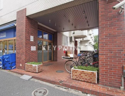 【エントランス】 | 新宿フラワーハイホーム