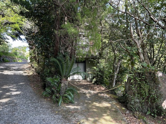 【前面道路含む現地写真】 | すいらん荘別荘地　古家付土地