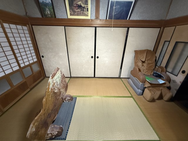 鏡野町百谷 中古住宅 7DK＋S＋離れのその他|1階和室6畳