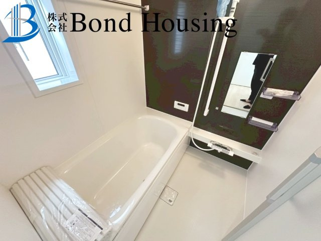 全10区画　WIC付収納豊富　明石市北王子町　9号棟　新築戸建の浴室