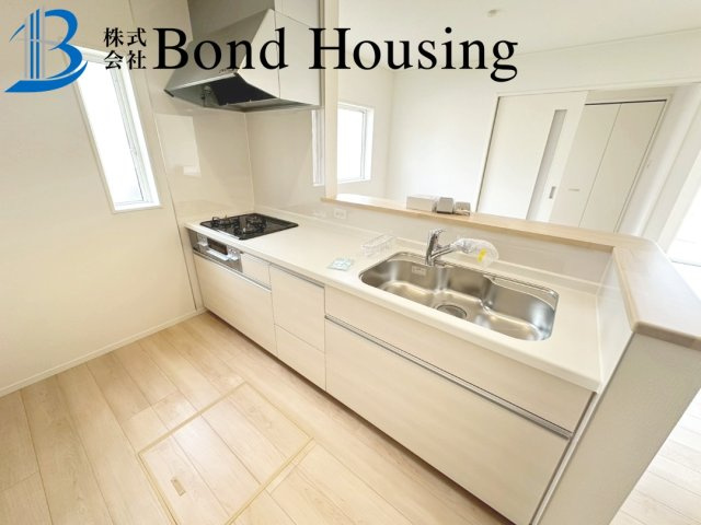 全10区画　WIC付収納豊富　明石市北王子町　9号棟　新築戸建のキッチン