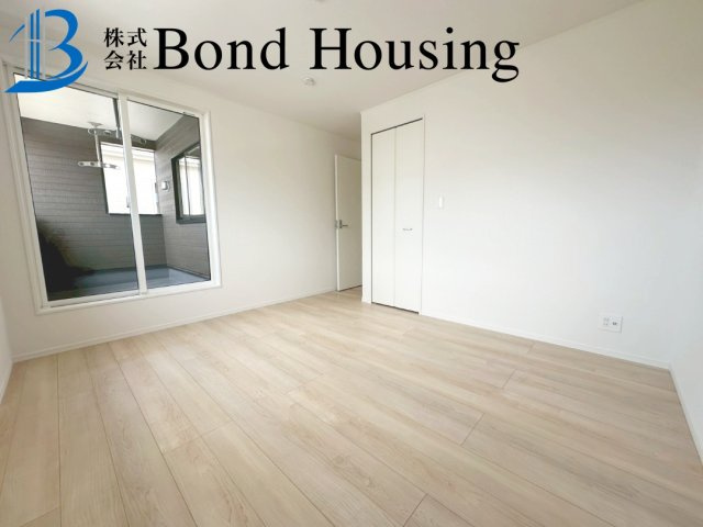 全10区画　WIC付収納豊富　明石市北王子町　9号棟　新築戸建の洋室