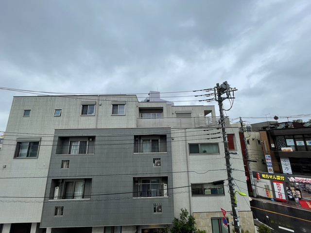 アーバンフレックス烏山の外観