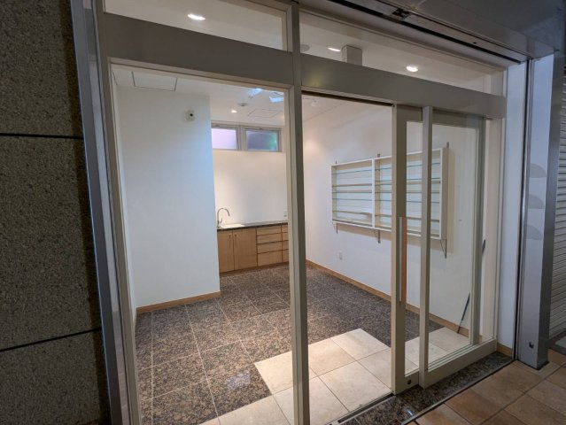 【玄関】 | トア山手ウイング棟