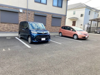 【駐車場】