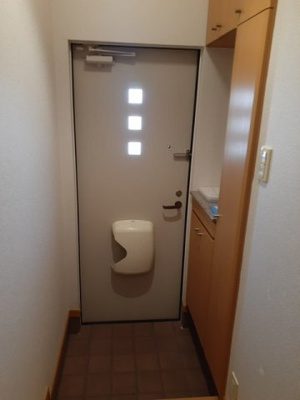 【玄関】 | オハナ・ラウレアＢ | 落ち着いた玄関です