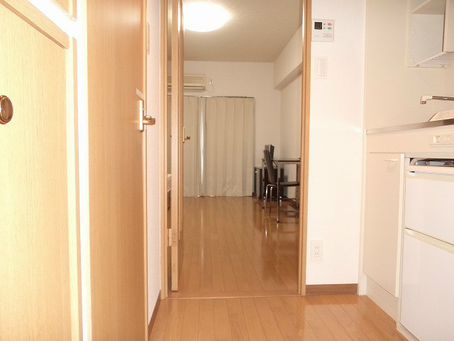 写真はモデルルーム仕様です。家具家電は付属いたしません。