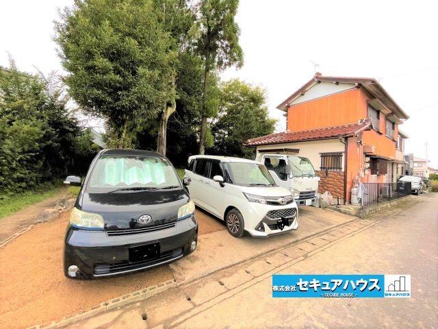岐阜県羽根郡笠松町米野 中古戸建の駐車場|事前予約にて現地ご見学いただけます！お気軽にお問い合わせください♪
■株式会社　セキュアハウス　豊明支店■
住宅ローンに強く、知識、経験豊富なスタッフ在籍
お客様に寄り添い、ご成約後もサポート致します