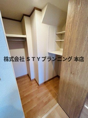 仲介手数料０円！ヴァンヴェールの収納