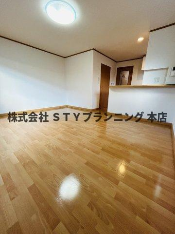 仲介手数料０円！ヴァンヴェールの居間・リビング