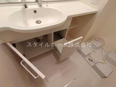 【洗面所】 | エミールＡ | 別部屋写真です。