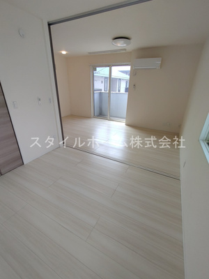 【その他】 | エミールＡ | 別部屋写真です。