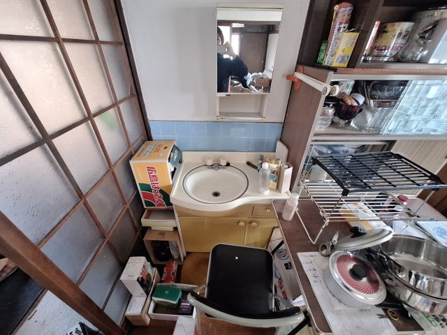 兵庫県明石市西明石２丁目の独立洗面台|独立洗面化粧台付き