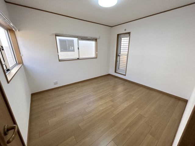 【洋室】 | 青木町中古戸建て | 個人の部屋や寝室として使える洋室です