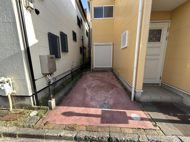 【駐車場】 | 青木町中古戸建て | カースペースがあります