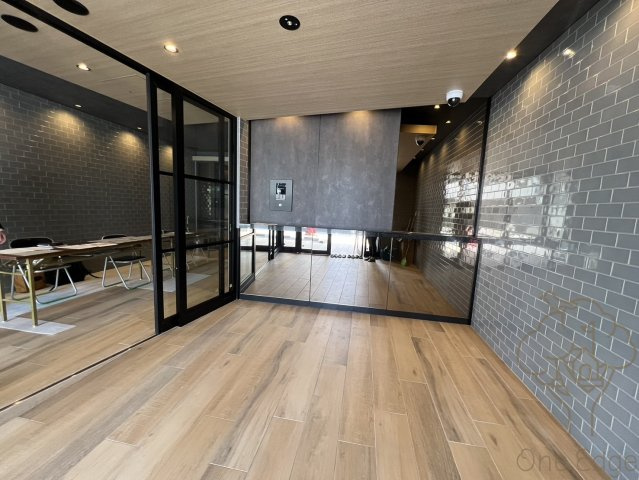 スワンズシティ新大阪プライム のロビー