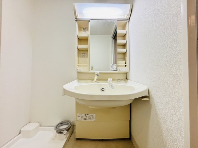 ラフテル小郡の洗面所