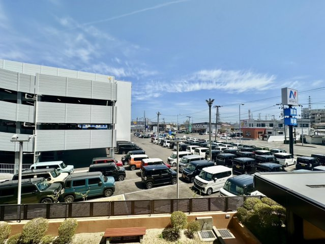 ネオハイツ中野栄の展望