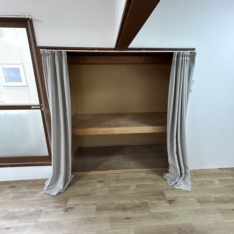 室蘭市宮の森町3丁目17-8戸建の収納