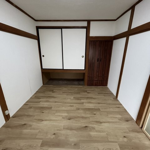 室蘭市宮の森町3丁目17-8戸建の洋室