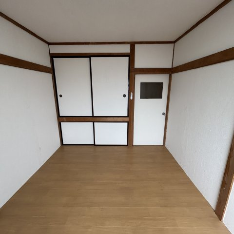 室蘭市宮の森町3丁目17-8戸建の洋室